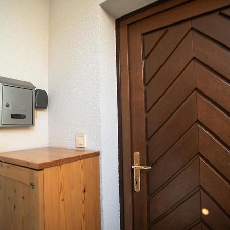 Pritlicni Apartma Hribovc Z Atrijem Краньска Гора Экстерьер фото