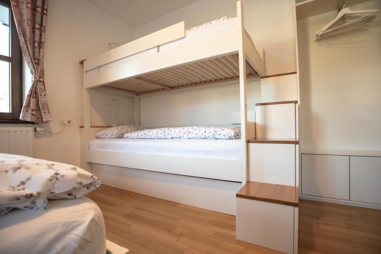 Pritlicni Apartma Hribovc Z Atrijem Краньска Гора Экстерьер фото